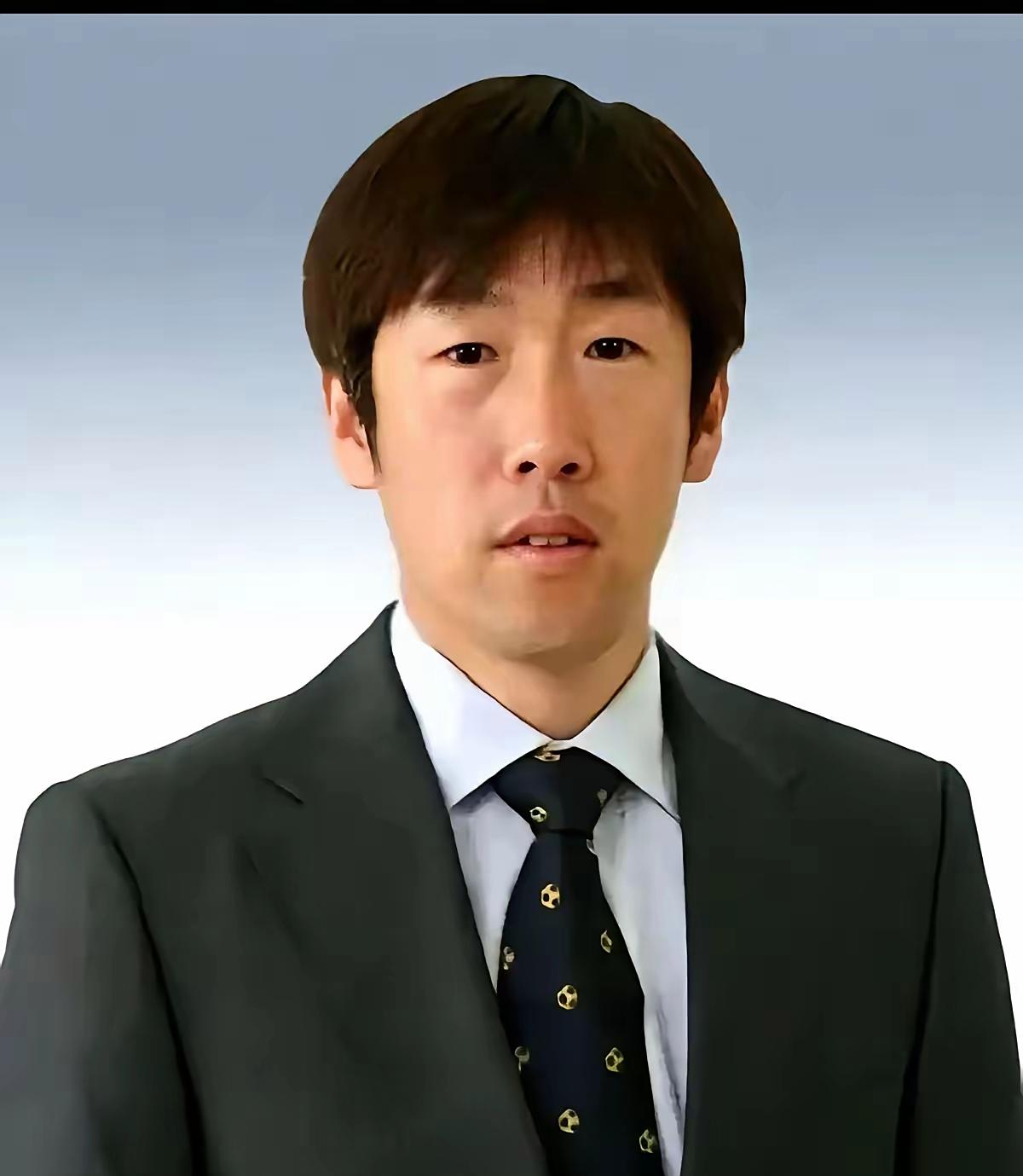 社区盾国际比赛日再迎强敌，阿贾克斯调整名单，主帅态度——球迷炸锅，数据趋势出现新变化